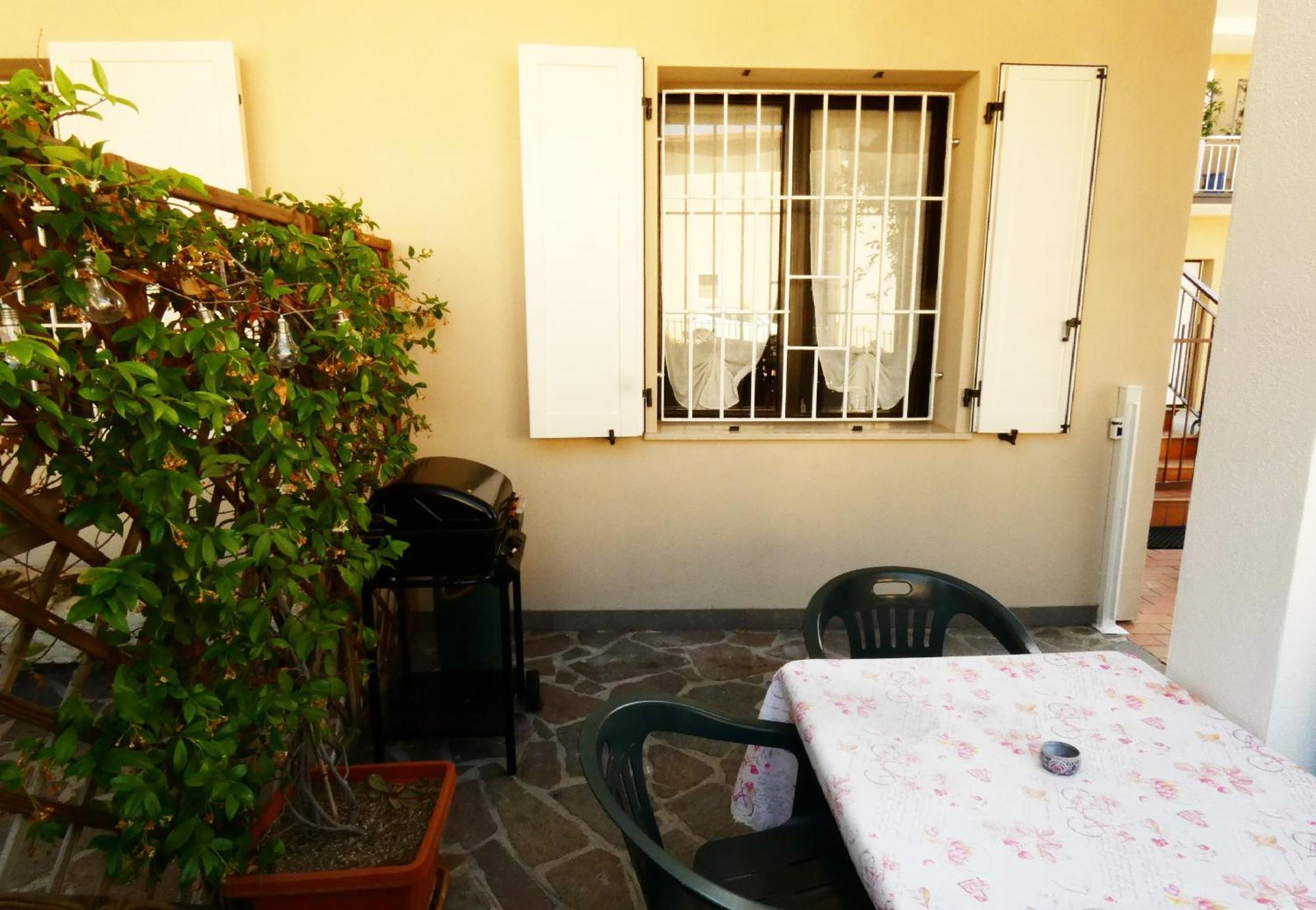 Casa Vacanze Sabrina Polpenazze del Garda Eksteriør billede